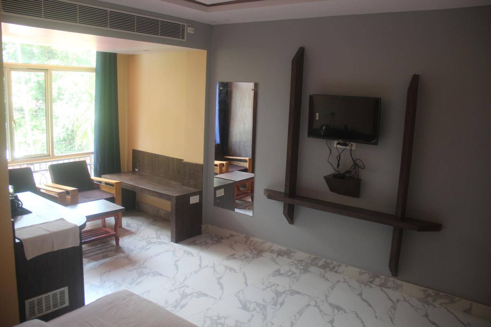 Hotel Serene Palace Port Blair Exteriör bild