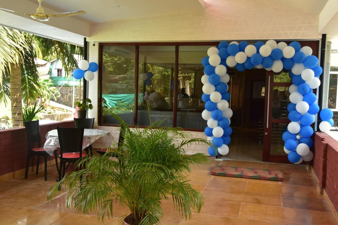 Hotel Serene Palace Port Blair Exteriör bild